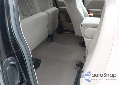 2001 Ford F150 from USA, damaged, VIN 1FTRX18L81NB01573